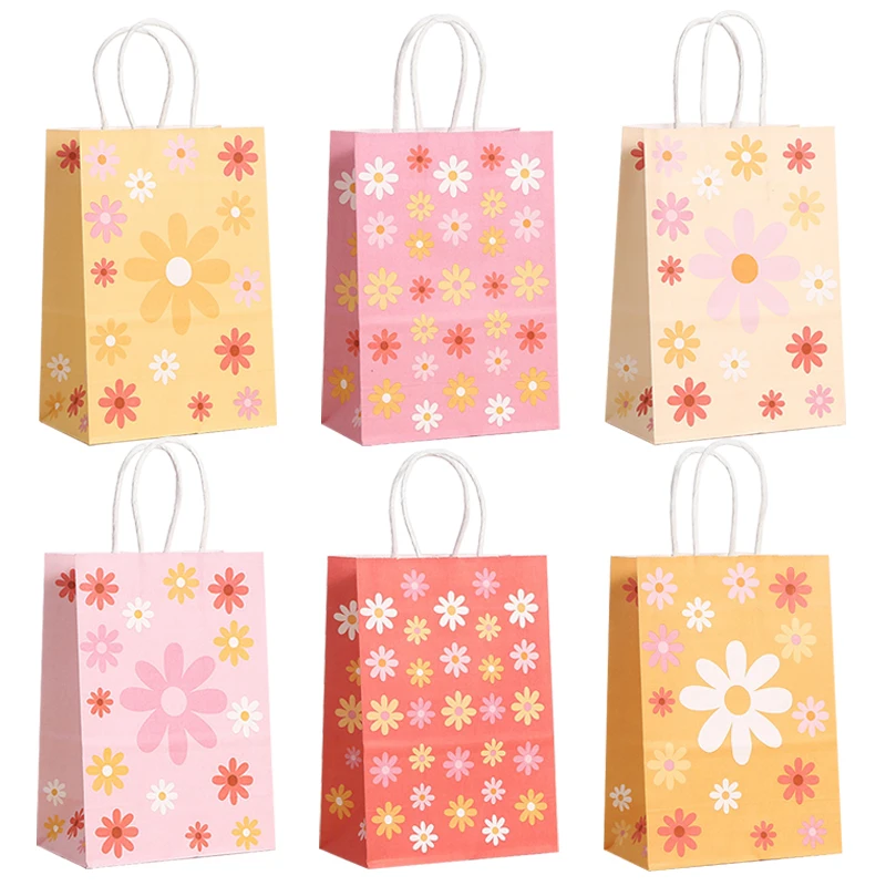 

Бумажные подарочные пакеты «Ромашки»