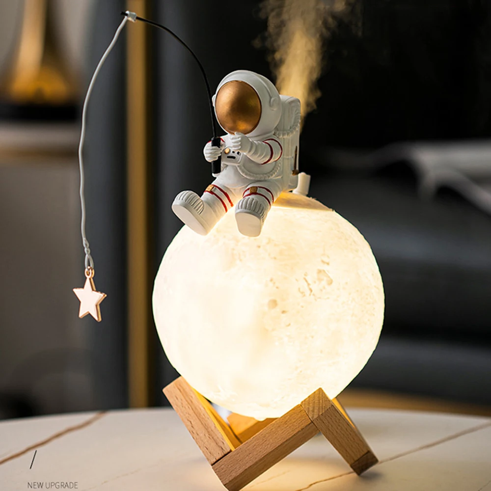 

Astronaut Humidifier Creative Bedroom Spaceman Ornament Astronaut Office Desktop Living Room Home Decorations Hand-made Gift Ser