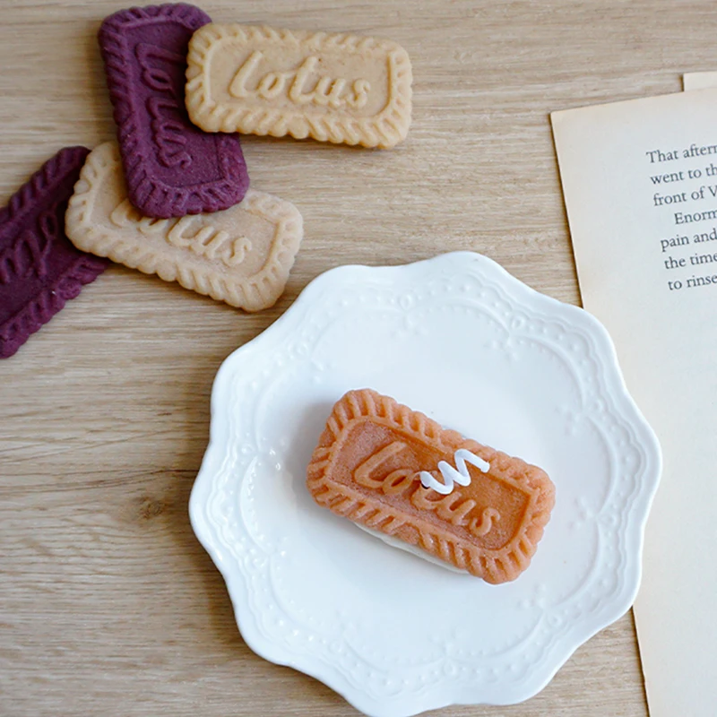 

DIY Biscuit Shape Candle Silicone Mold Handmade Biscuit Chocalate Baking Mould