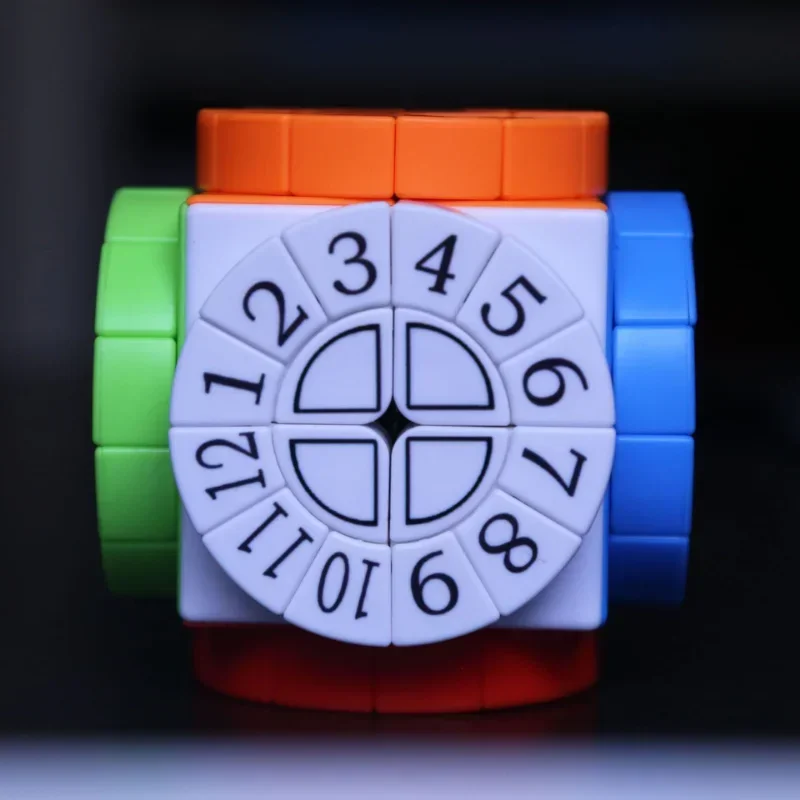 Красочный волшебный куб времени второй заказ машина композитная конструкция