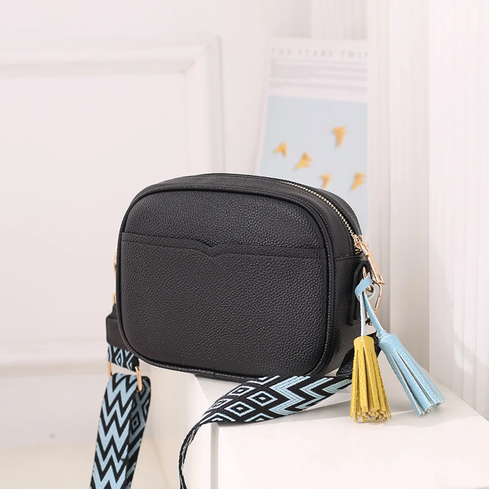 Fashion PU Leather Crossbody Sling Bags Women Fashion Tassels Guitar Strap Shoulder Bag Female Simple Versatile Small Square Bag