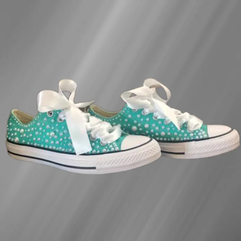 

Low-top red and green pearl ribbon canvas shoes street shooting comfortable walking handmade rhinestone vulcanized shoes 35-46