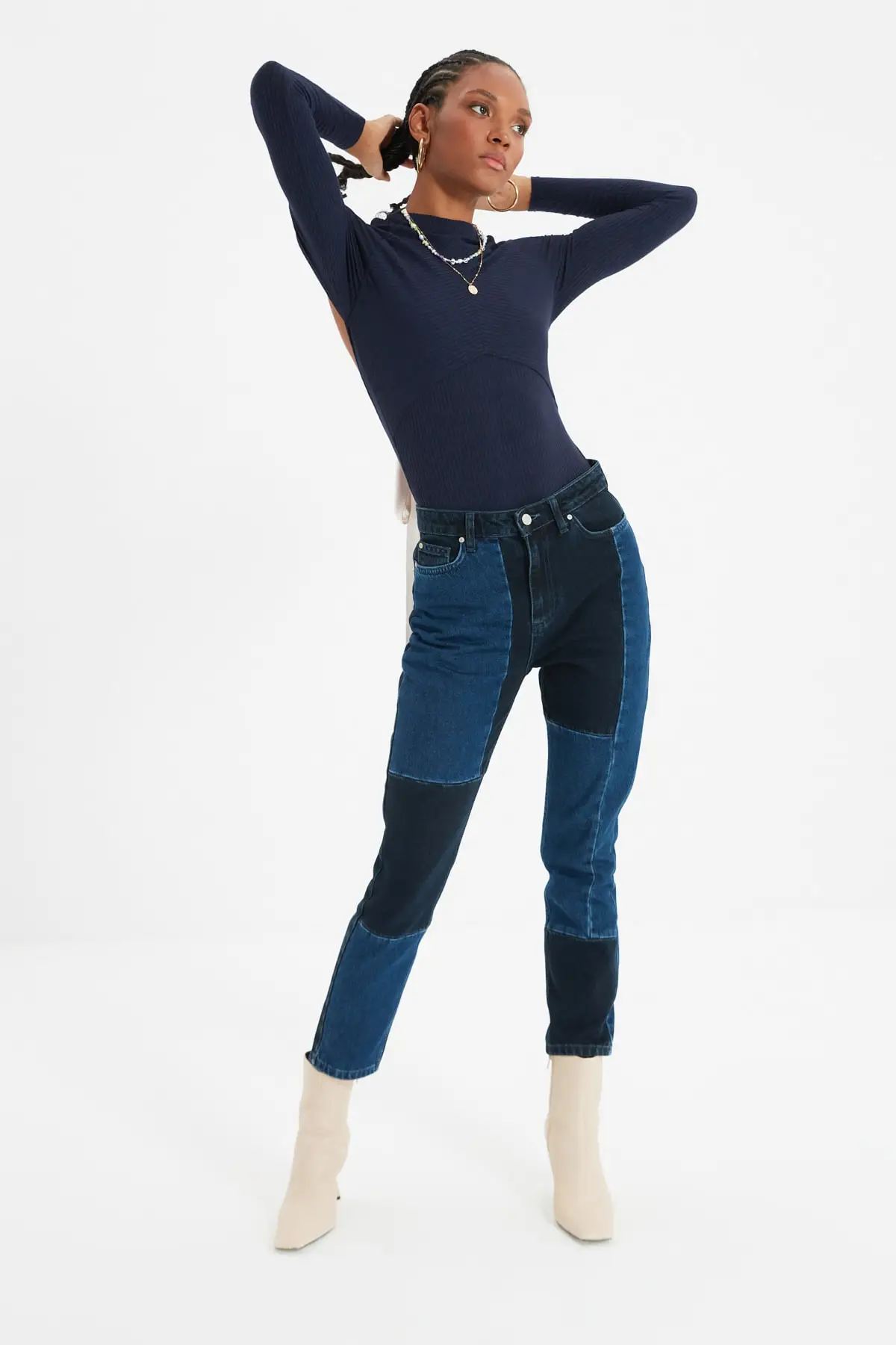 

Trendyol With Color Block High Bel Mom Jeans TWOAW22JE0358
