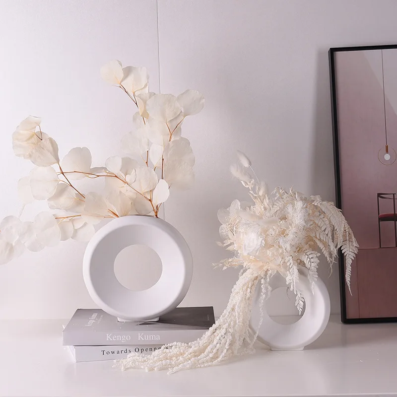 

White Flower Vase Table Living Room Decoration Ceramic Pampas Vase Nordic Round Donut Vase Home Decor Art Decorative Gift