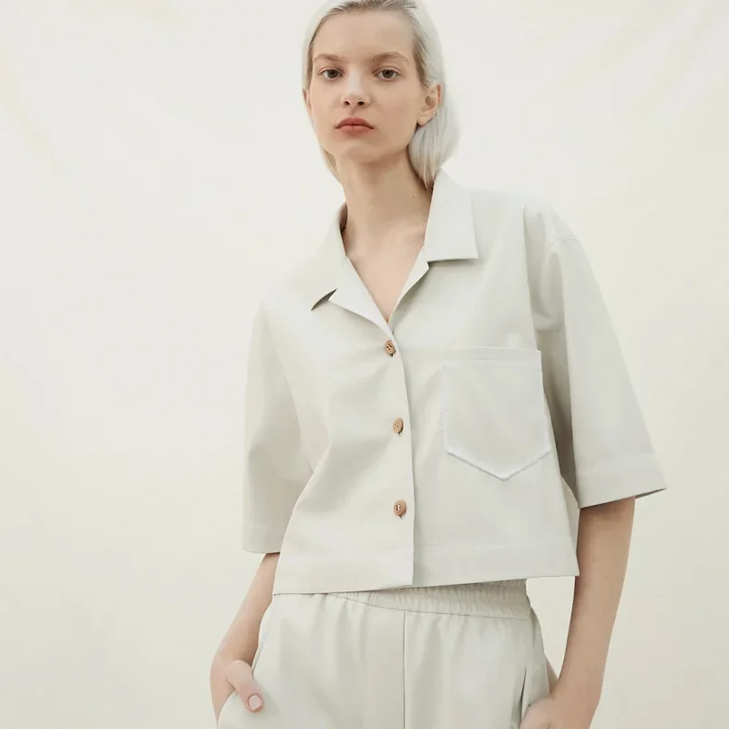 

Spring and Summer Simple Casual Commuter Faux Leather Lapel Single-breasted Short-sleeved Shirt with Pockets Female