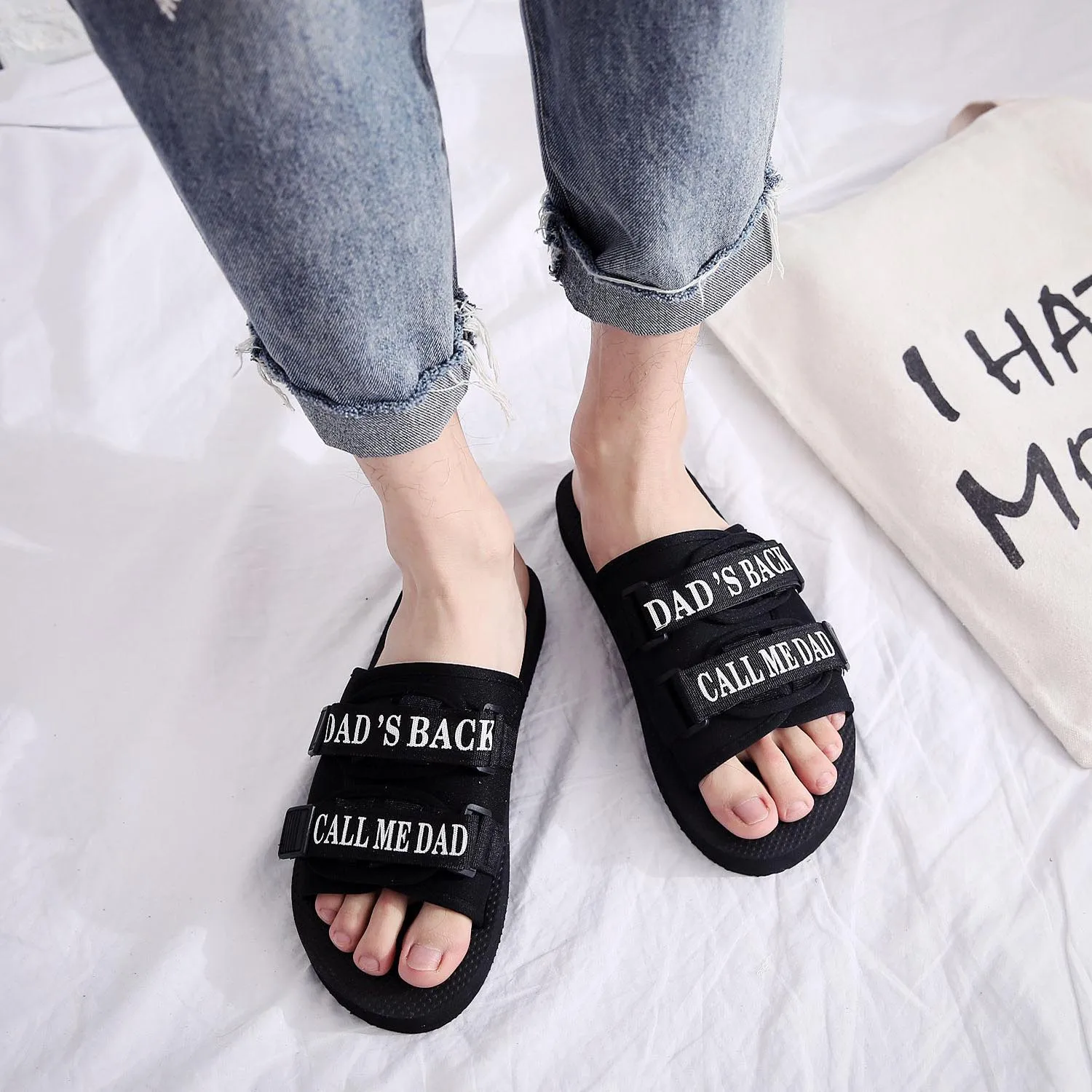 2022 Spring New Outer Wear Sandals and Slippers Fashion Trendy Beach Casual Light Flat Heels Outer Wear Slippers Sandals