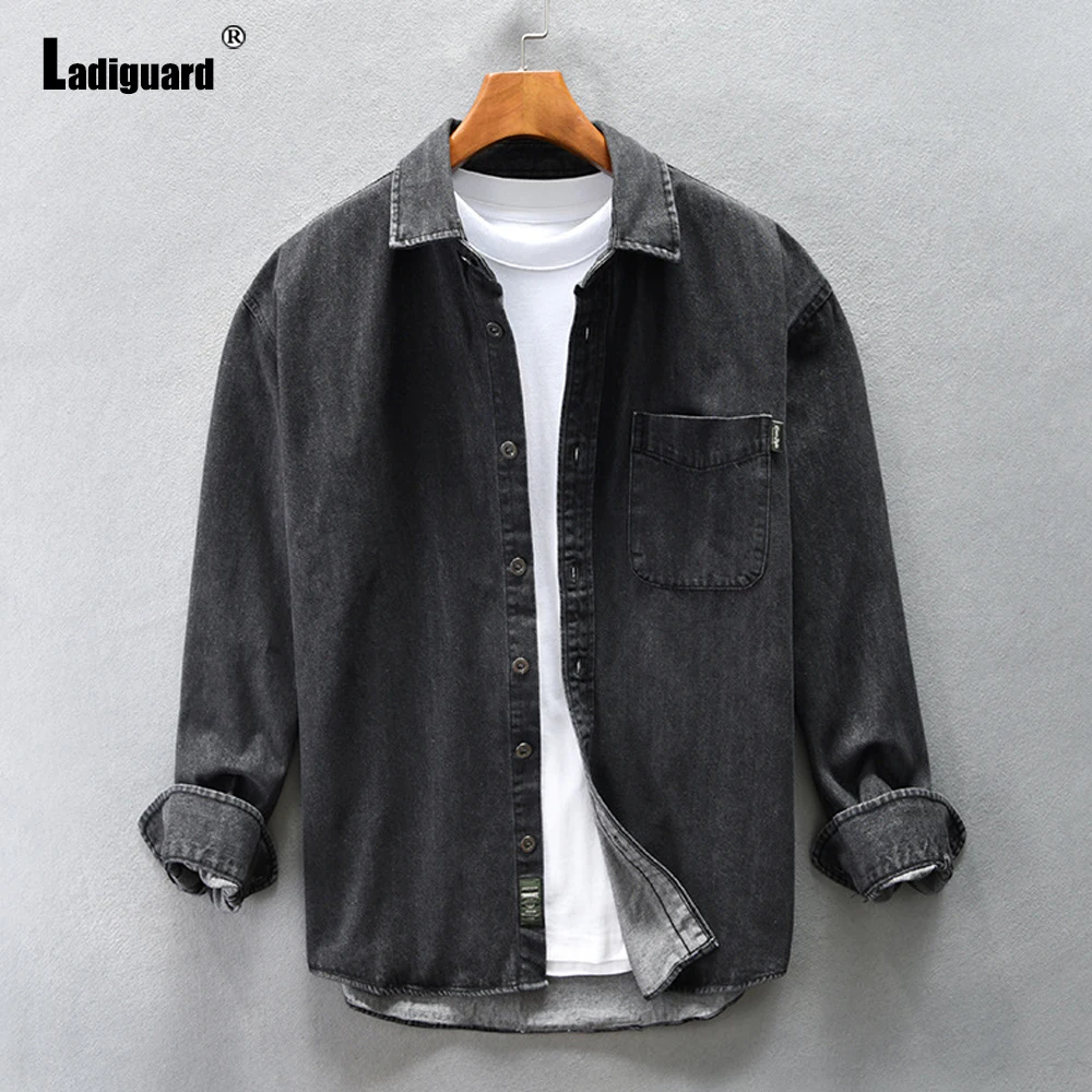 

Ladiguard Plus Size Men Fashion Demin Shirts 2022 Autumn Jean Blouse Lepal Collar Basic Tops Male Casual Street Demin Outerwear