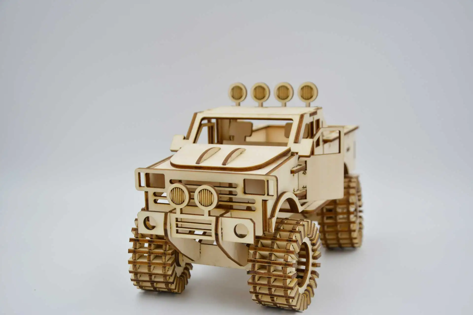 

Off-road vehicle Wooden Model Car Kit Vector Files Laser Cutting Engraving CDR Files
