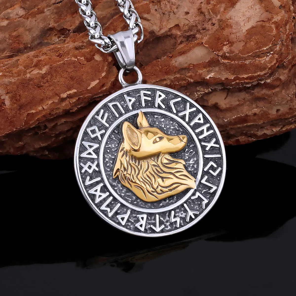 

Vintage Viking Animal Stainless Steel Necklace Nordic Odin Valknut Men's Amulet Rune Pendant Scandinavian Pattern Jewelry Gift
