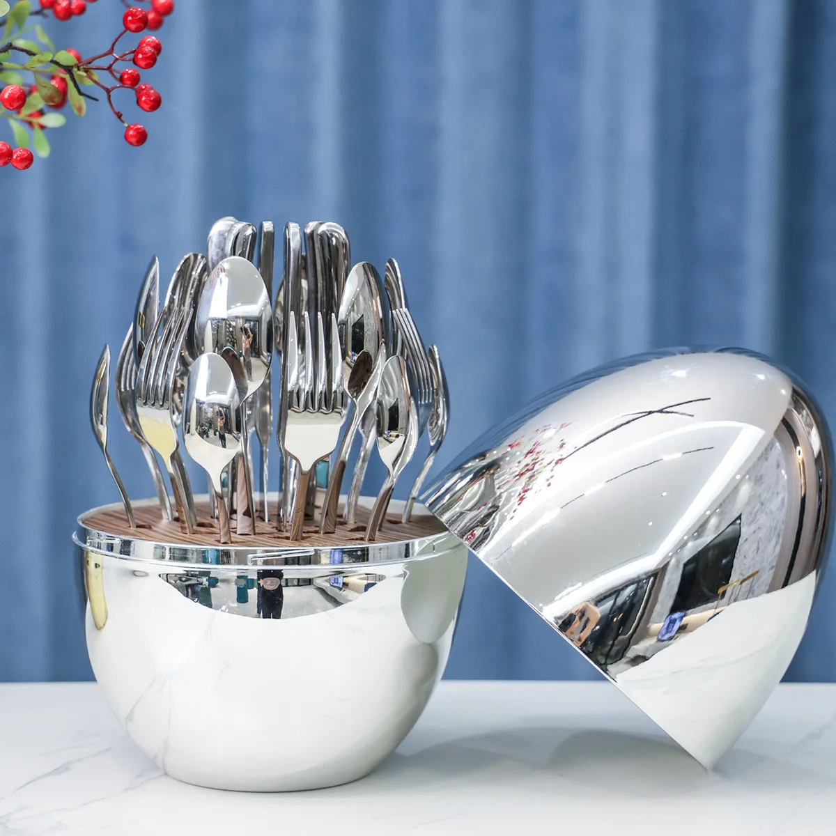 

24pcs Gold Dinnerware Set Stainless Steel Tableware Set Knife Fork Spoon Flatware Set Tableware Gifts