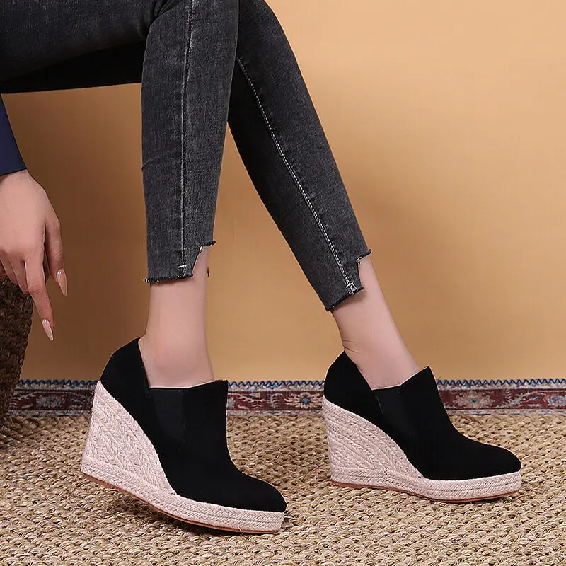 

Women New Pointed Toe Thick Bottom Shoes Lady Suede Deep Mouth Wedge Shoes