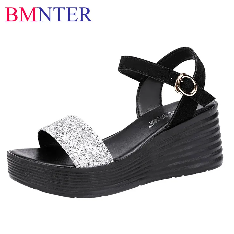 

Soft-soled slope heel high-heeled sandals women 2023 summer muffin thick-soled all-match large size buckle sandals