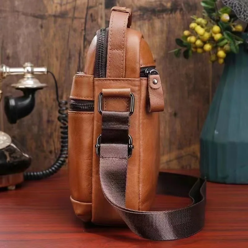 New Luxury Men Genuine Leather Shoulder Messenger Bag Retro Cowhide Crossbody Bag Casual Phone Bag For Male
