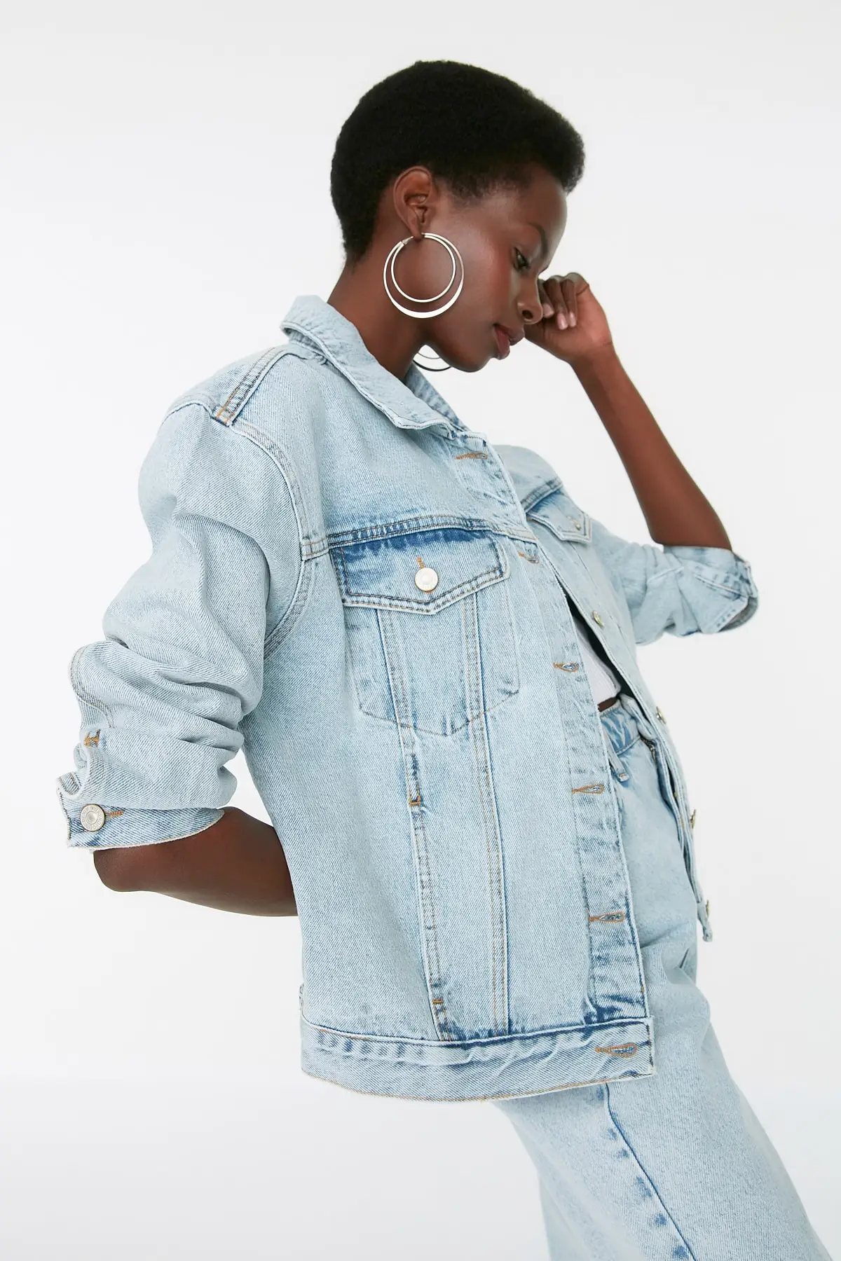 

Light Blue Basic Denim Jacket TWOSS22CE0253