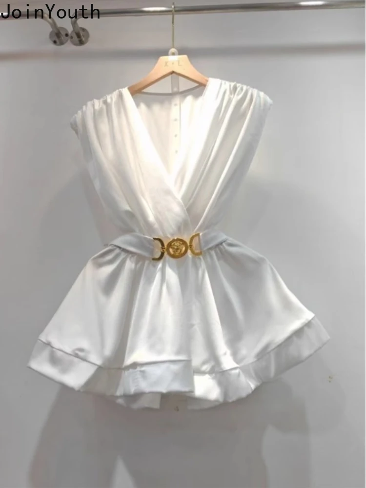 Женская блузка с V-образным вырезом без рукавов