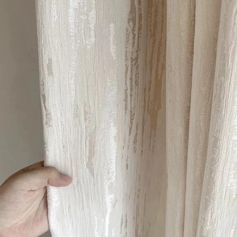 

Бронзовые шторы Тияна, 70% затенение