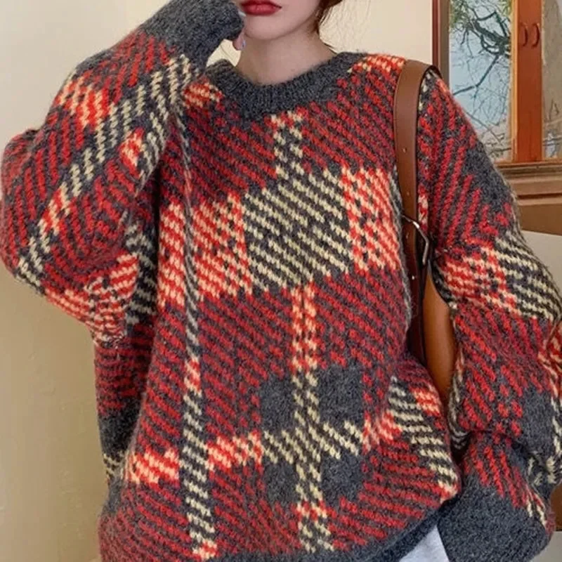 

Japanese retro contrast sweater women's autumn/winter soft waxy stripes loose Korean version languid style sub-knit top