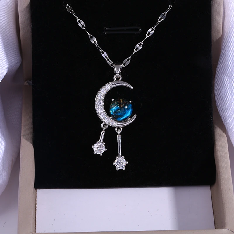 Ожерелье с подвеской в стиле Y2K луной и кисточкой