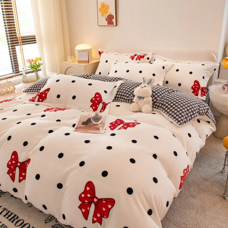 

High Quality Winter Bedding Set Four-piece Coral Velvet bow Bed Sheet Quilt Cover Pillowcase Plus Velvet Four-piece Set