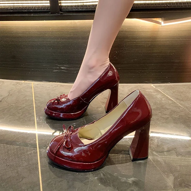 Лидер продаж 2024 женские модные туфли на высоком каблуке с круглым носком