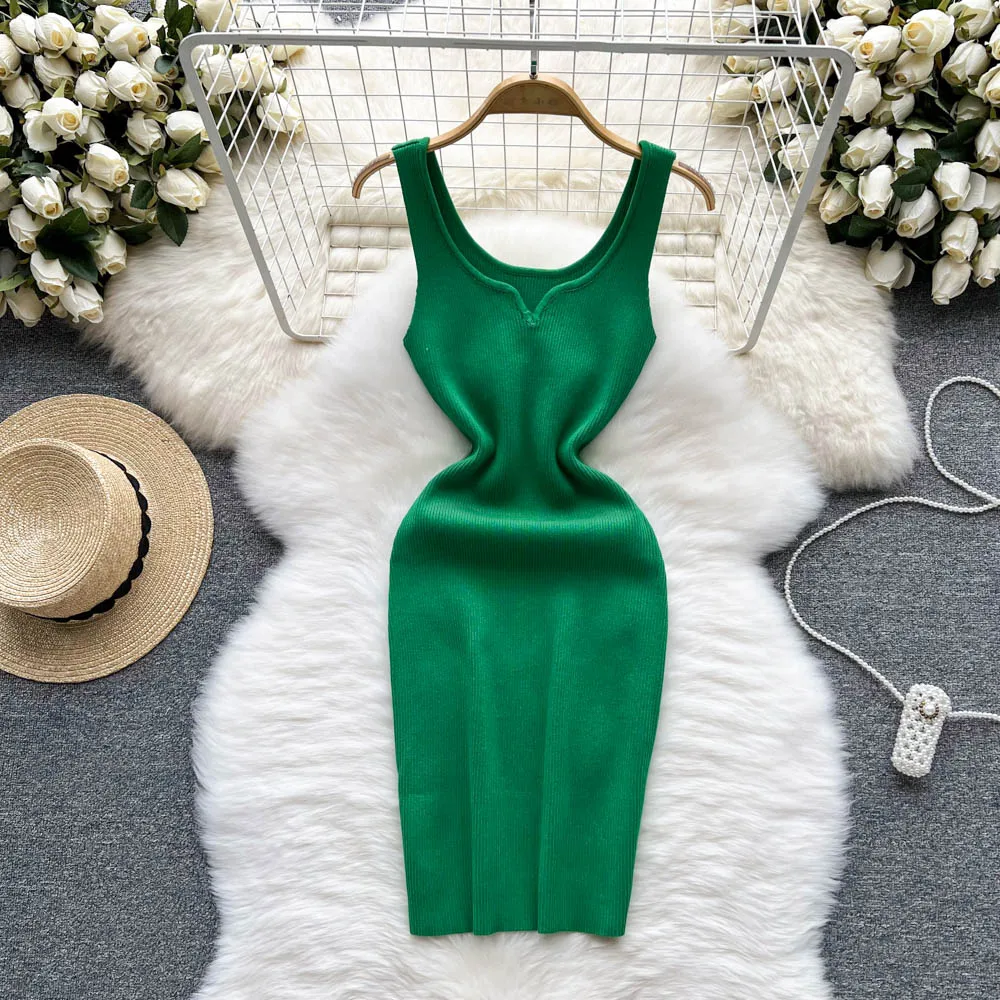 

Summer 2022 New French Retro Wavy Sleeveless Base Knitting Camisole Dress