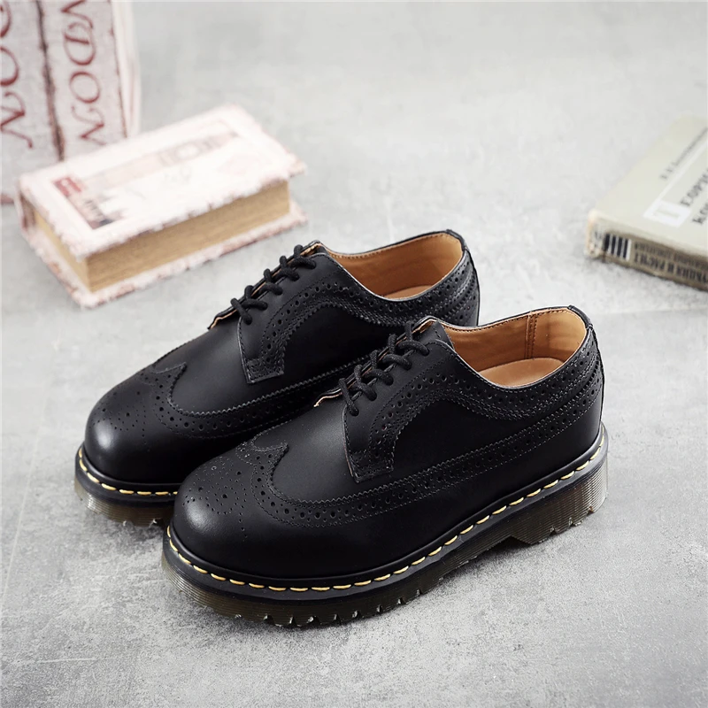 

2022 High Quality Black Brogue Shoes for Men Women Low Casual Leather Shoes Men Martin Shoes Oxford Designer Luxury Men's Shoes