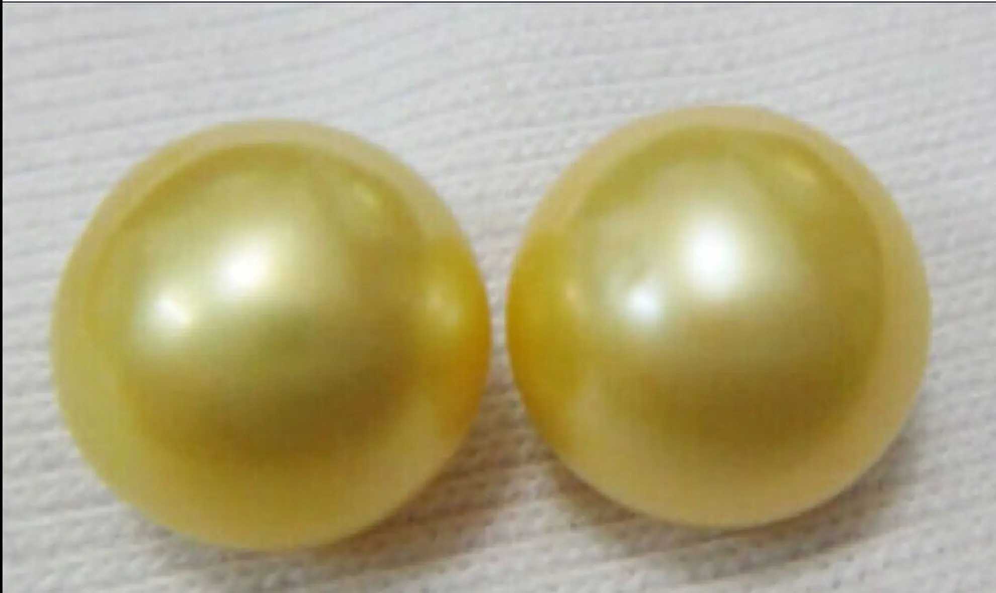 

HUGE 10-11MM SOUTH SEA GOLDEN STUD PEARL EARRING GOLD