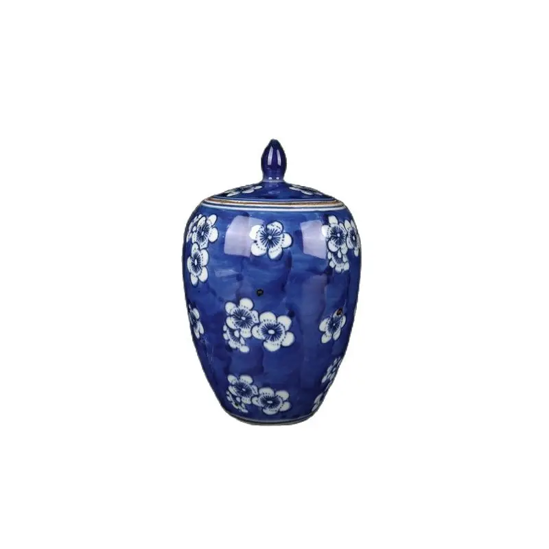 

China Old Porcelain Blue and White Ice Plum Covered Pot Storage Pot