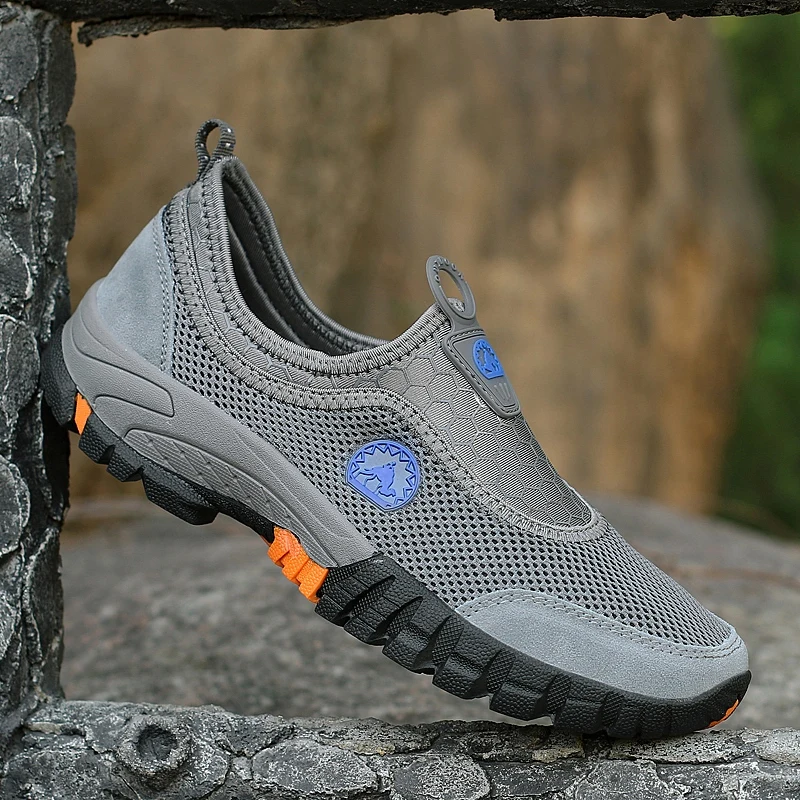 

Мужские повседневные туфли, черные дышащие уличные лоферы, мягкие складные прогулочные туфли, удобные низкие кроссовки без шнуровки для ле...