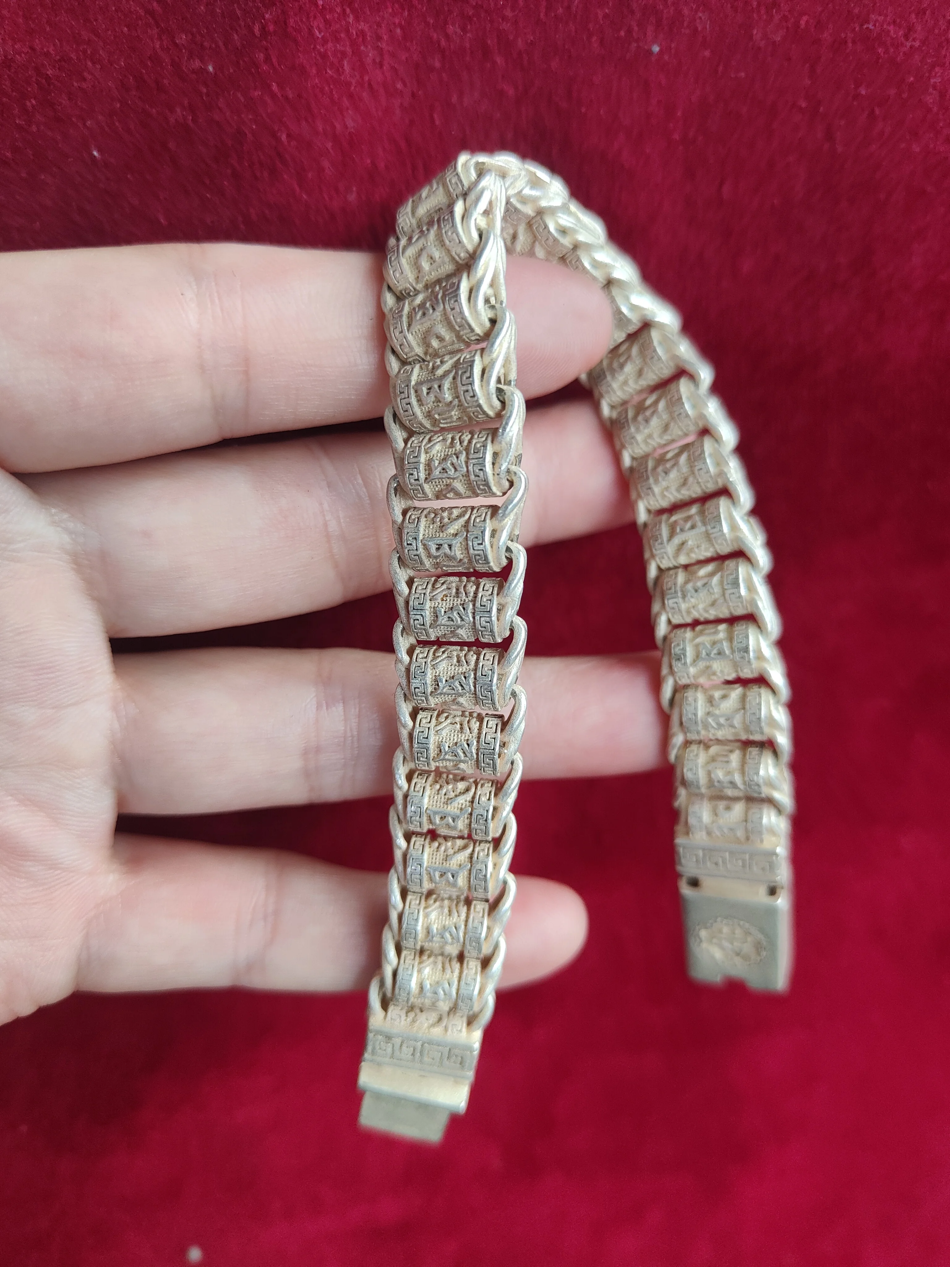 Классический резьбовой браслет ручной работы с шестью истинными героями