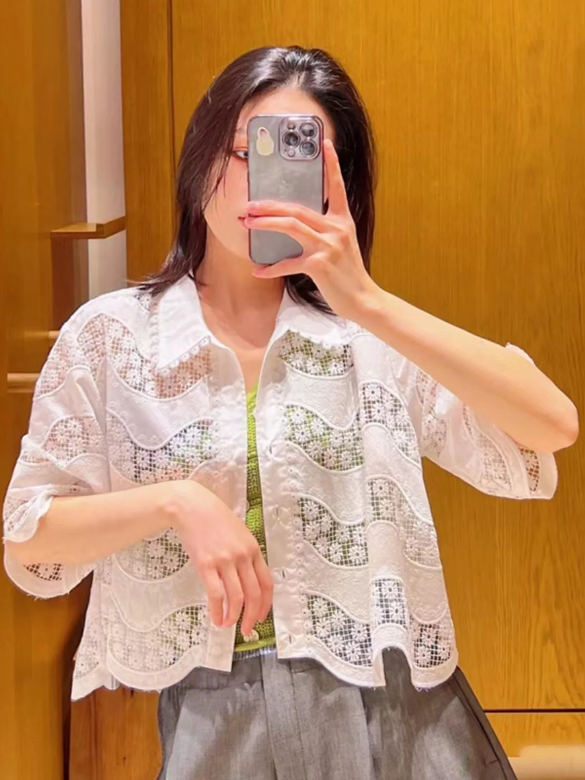 

Women's Blouse Wave Striped Turn Down Collar Single Breasted Short Sleeve Elegant Shirt