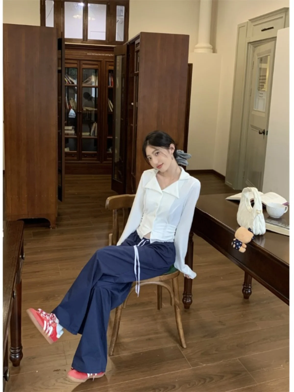 Корейская кружевная длинная рубашка с короткими рукавами и высокой талией