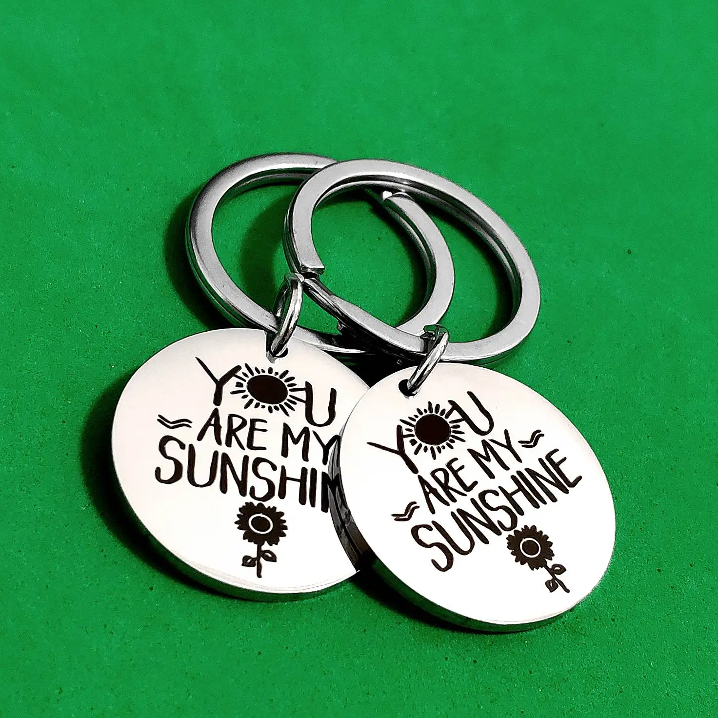 

Couples Keyring Creativity Keys Holder You Are My Sunshine Sunflowers Friends Stainless Steel Ornaments Gifts Keychain Car