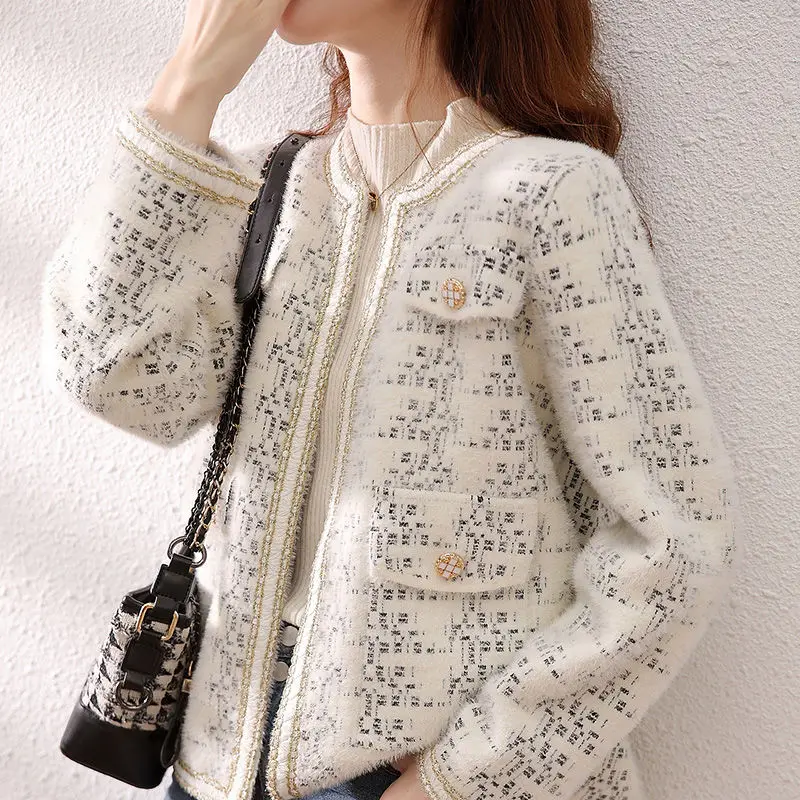 

Women Knitted Cardigan Female Warm Knitted Sweater Jacket Pocket Ladies Fashion Knitting Cardigans Coats Loose Sweaters G188