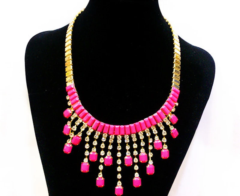 

Оптовая продажа! Бесплатная доставка 2023, новейший цвет, благородный цвет, искусственная подвеска, маленькое колье-чокер из смолы в форме капли