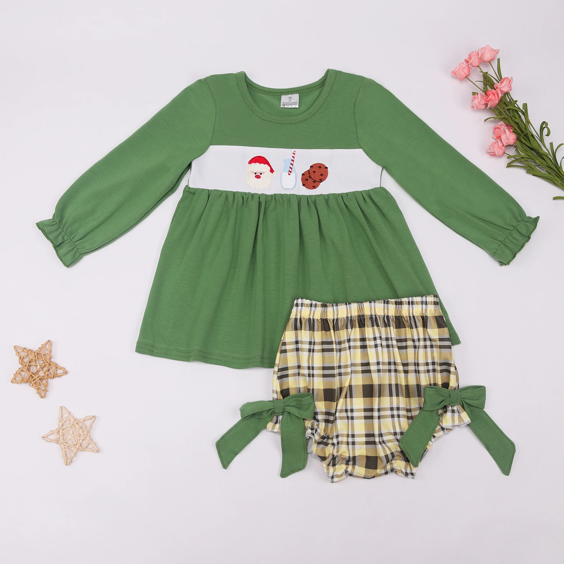 

RTS Christmas 0-3T Girl Short Pant Outfits Green Full Sleeve Suit With Cartoon Santa Head Milk Embroidery Children Set Boutique