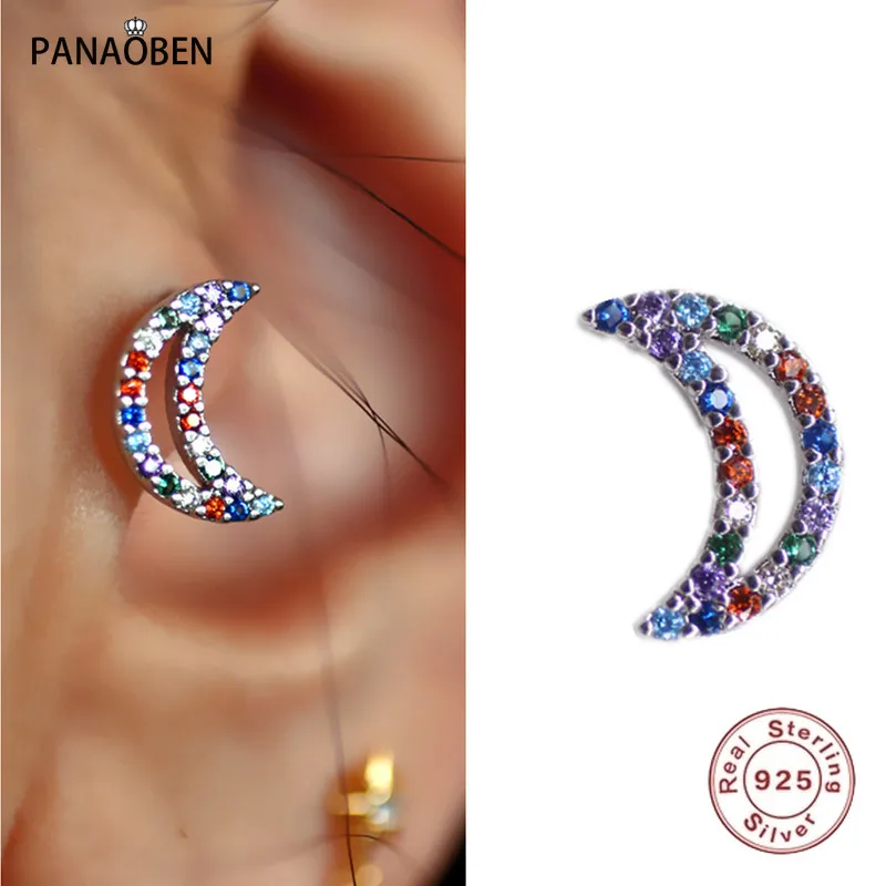 

Женские серьги-гвоздики из серебра 925 пробы с кристаллами