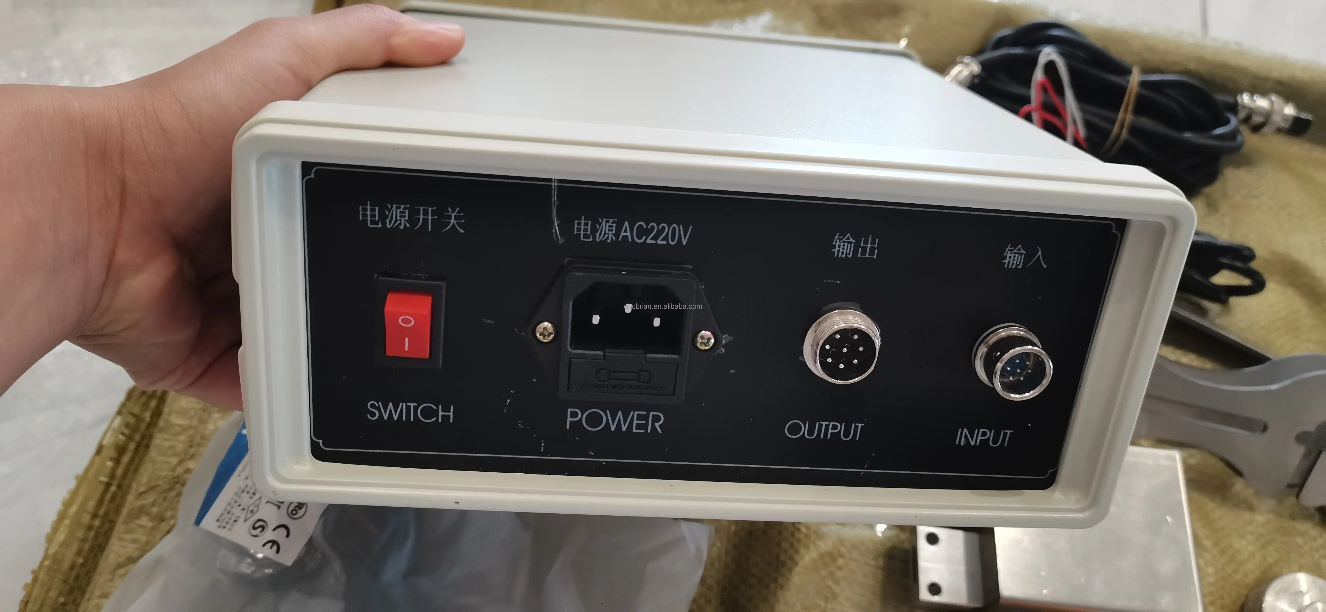 Подсчитывающая машина для вставки вкладышей бумаги