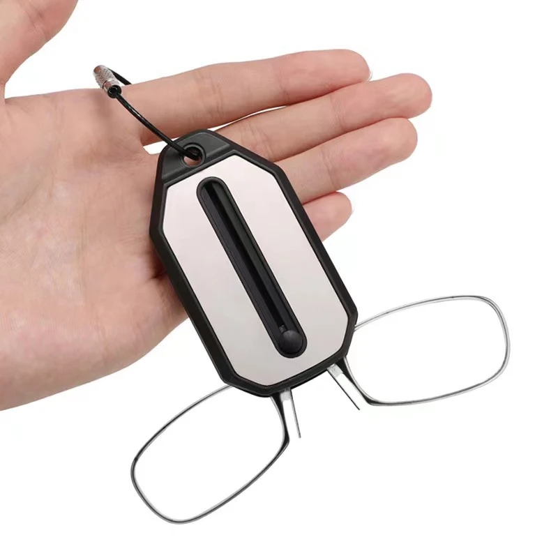 

Folding Reading Glasses Nose Clip-on Reading Glasses Titanium Alloy Ultralight Keychain Glasses Men Women +1.0 To +3.0