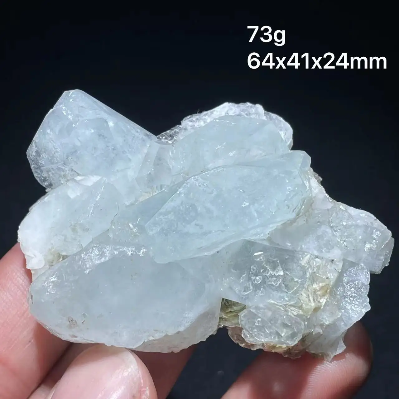 Новая 100% натуральная аквамариновая слюда с чистыми и прозрачными минеральными