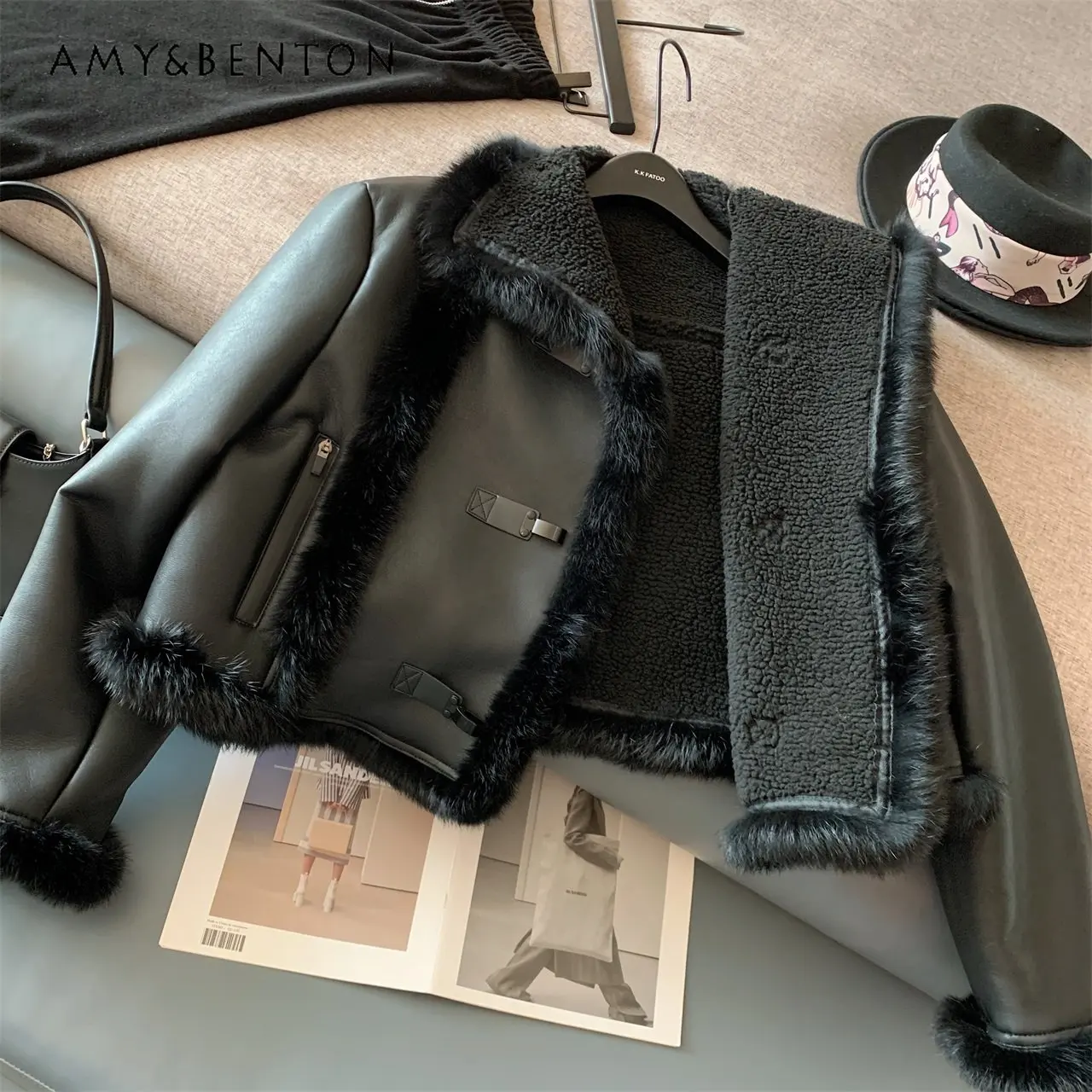 High Street Washed PU Leather Stitching Bright Line Edge Short Coat for Women Winter New Warm Lamb Wool Liner Leather Coat