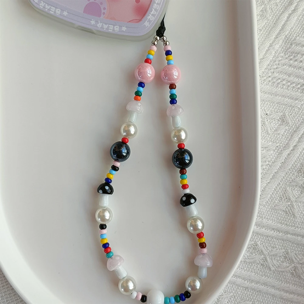 

Beaded Wrist Strap Chain Mobile Phone Charm Female Key Lanyard Mobile Phone Strap Techer Accessories Phone Accessory Mushroom