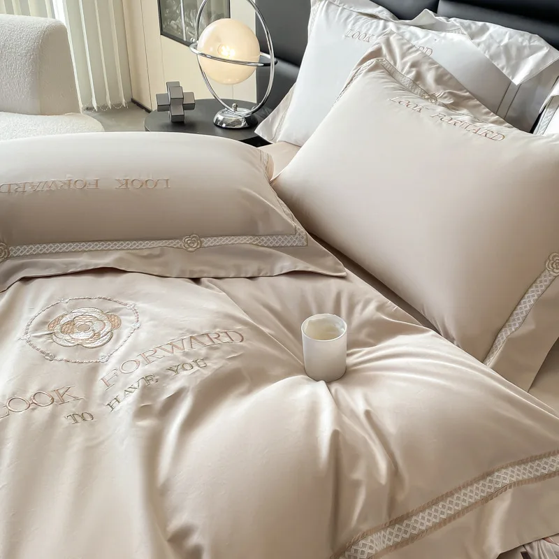 

Luxury Along-staple cotton four-piece cotton bed set Solid color embroidery cotton quilt cover, Dai Li bedding home textile