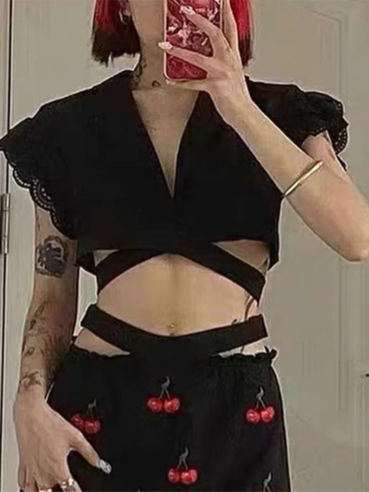 

Женский короткий топ с глубоким V-образным вырезом, без рукавов