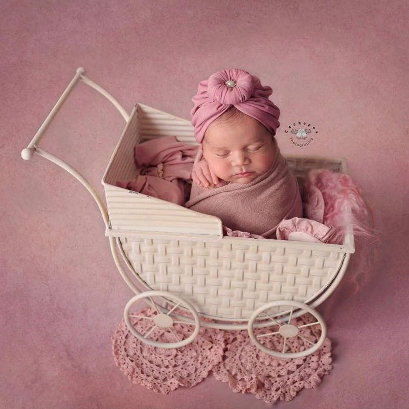 Newborn Baby Photography Props Four-wheeled Wrought Iron Trolley Photo Studio Cart Posing Props Photo Accessories