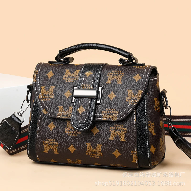 

Bag women's new Korean version women's shoulder bag fashion portable messenger bag middle-aged mother's bag