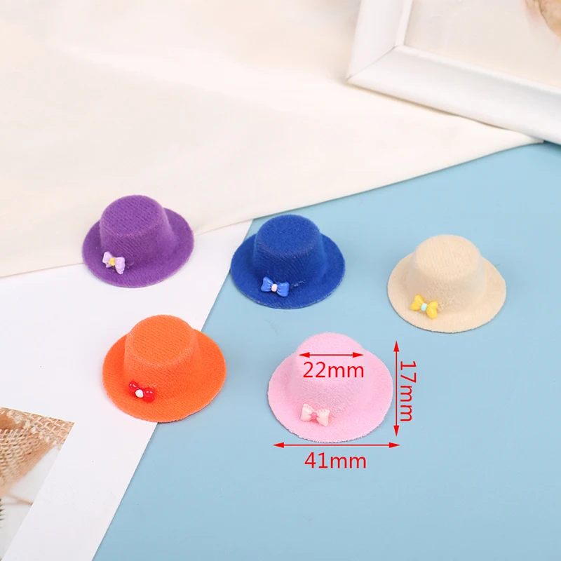 2Pcs/set 1:12 Dollhouse Miniature Hat Mini Cute Doll