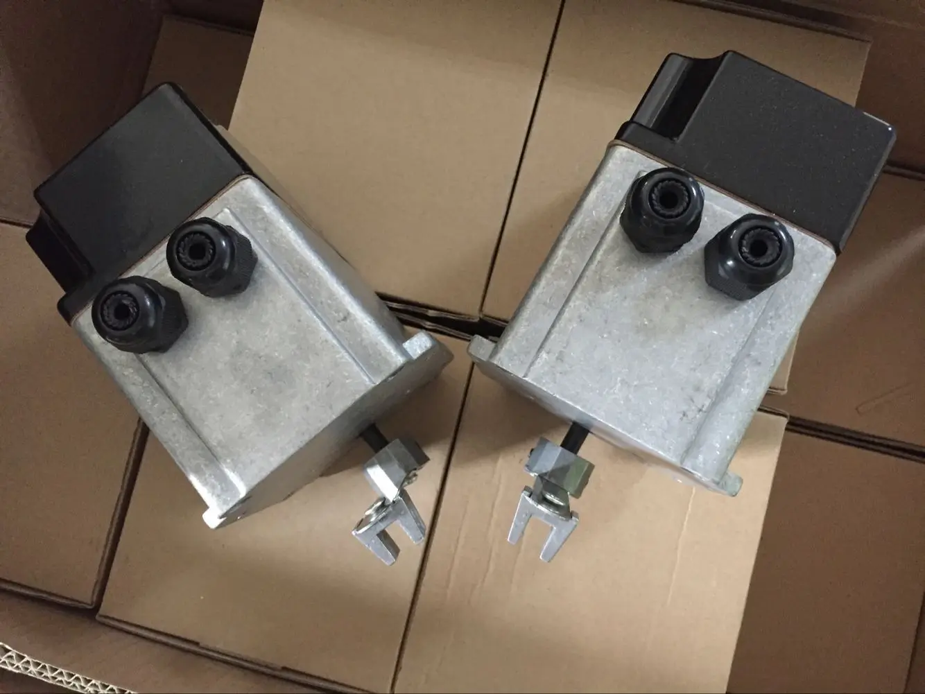 

GT31-60T3, GT31-05T3, GT31-30T3, GT31-60T3E Electric Actuator R