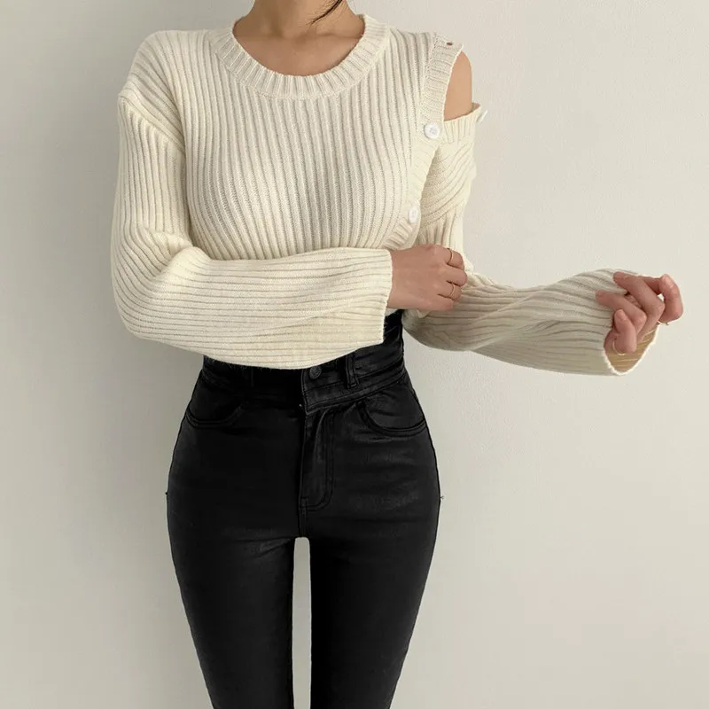 

2023 Elegant Little Sexy Button Off Shoulder Long Sleeve Knitted Sweater Women Autumn Fashion Korean Women's Round Neck Sweater