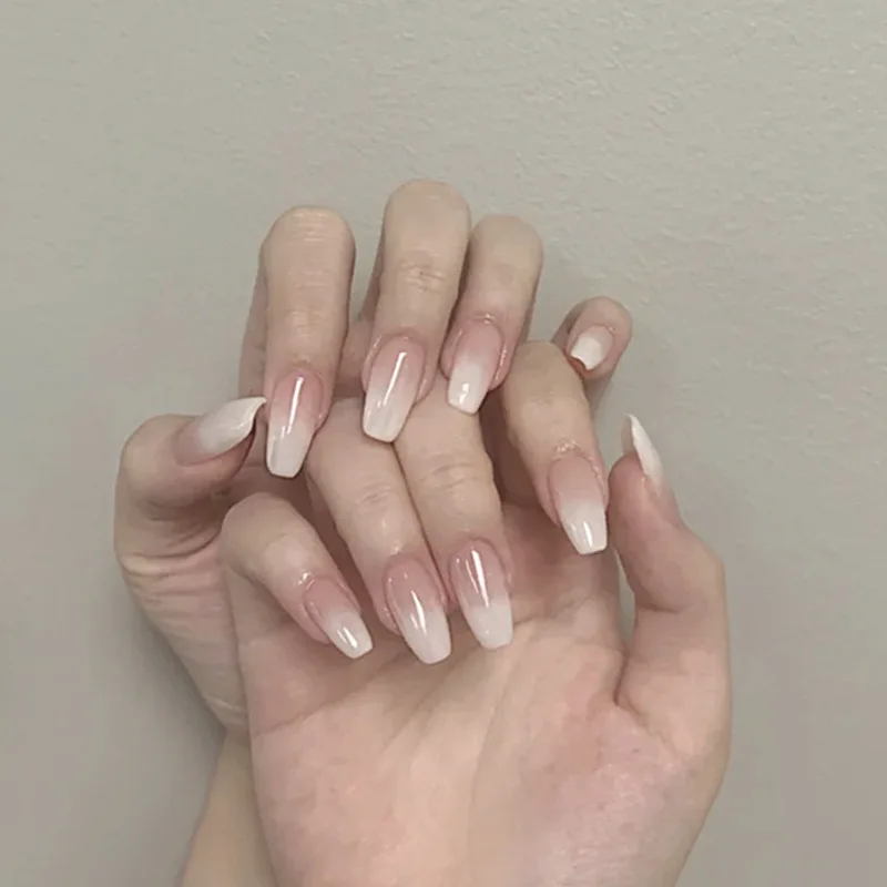 

24pcs Short Coffin Ballerina False Nails Full Cover White Gradient Fake Nail Artificial Nail Art Tips